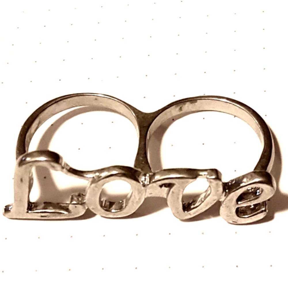 Love Ring - Picture 11 of 16